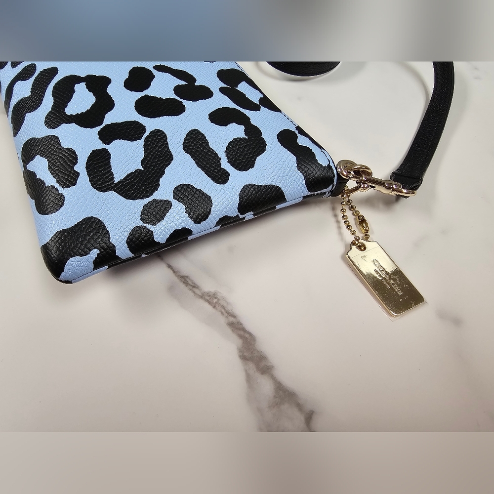 Coach Light Blue And Black Leopard Zipper Clutch/Crossbody - Picture 8 of 8